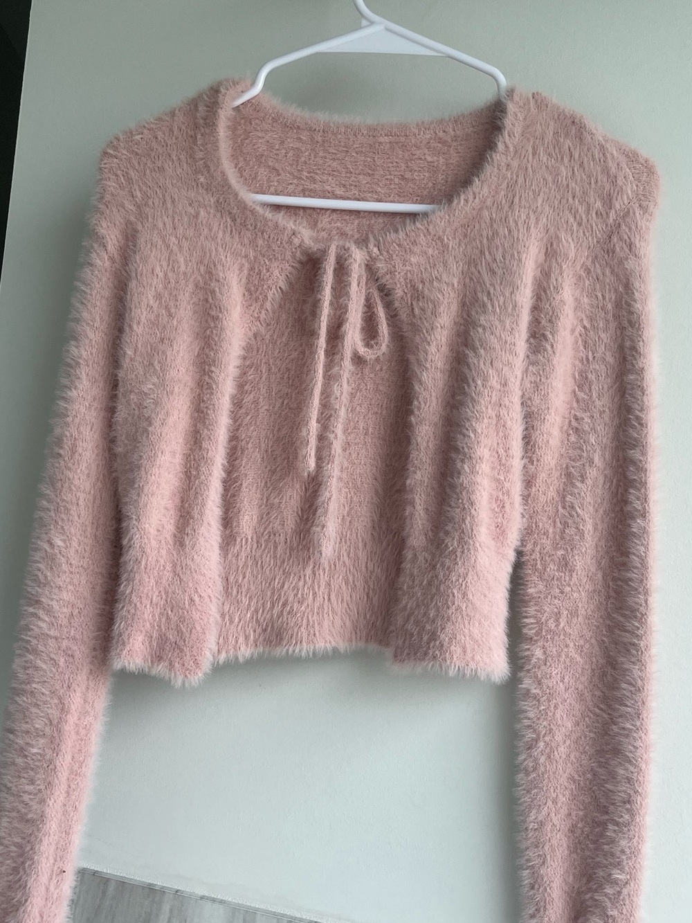Y2K fuzzy blush pink crop sweater